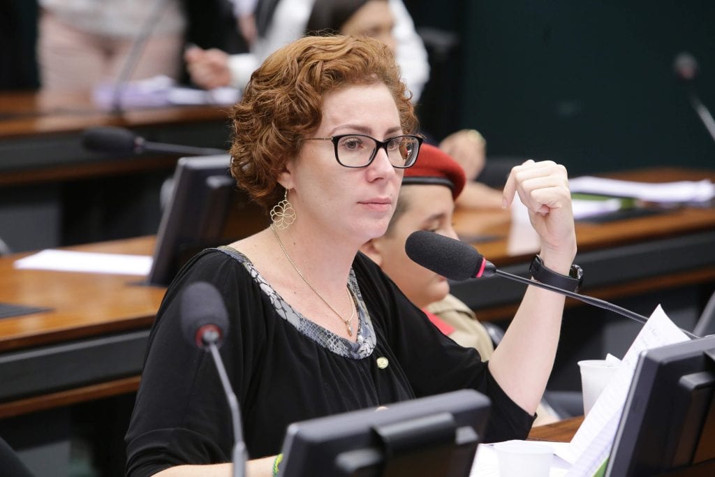 Justiça da Itália marca a data para nova audiência sobre extradição de Carla Zambelli