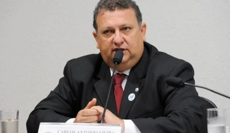 Carlos Vieira