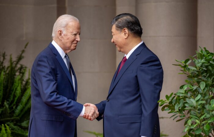 Biden Xi Jinping ditador comunista