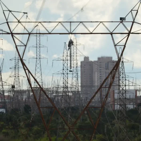 Furto cabos telecomunicações