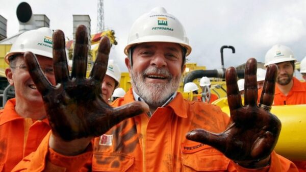 TCU prejuízo contrato Petrobras Lula