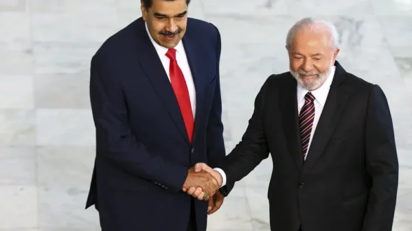Lula opositora Maduro