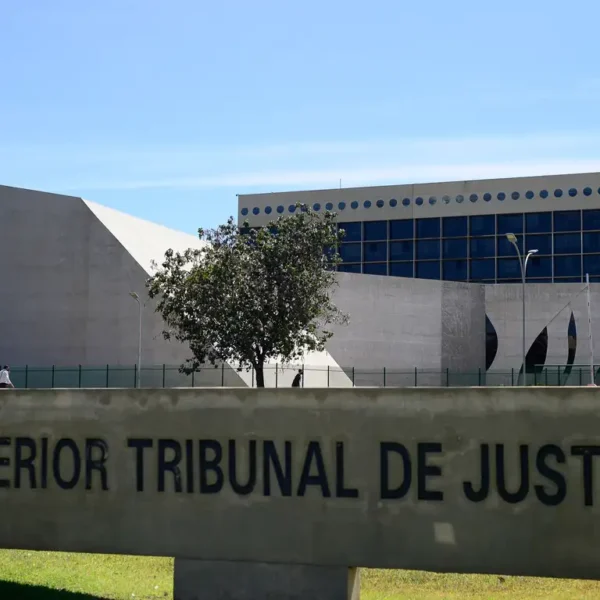 STJ