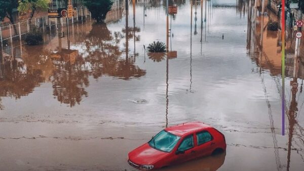 carro enchente em rio grande do sul
