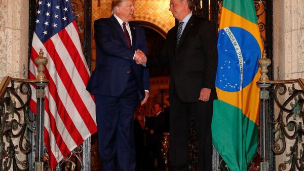 Bolsonaro celebra desempenho de Trump em debate: “Estarei na posse”