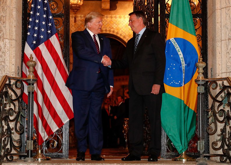 Bolsonaro celebra desempenho de Trump em debate: “Estarei na posse”