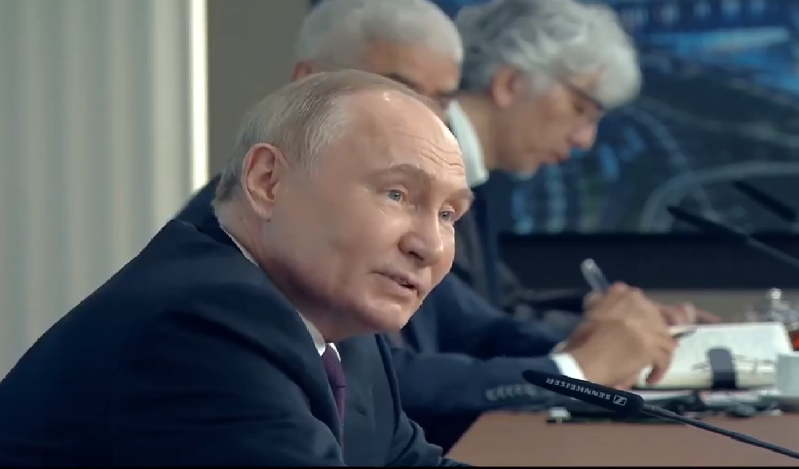 PutinCearense - Putin diz ao Ocidente que poderá usar armas nucleares se território russo for ameaçado: 'Não deve ser encarado levianamente'