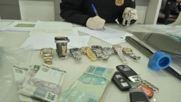 Mafioso italiano é preso pela Polícia Federal por lavar dinheiro do tráfico em Balneário Camboriú