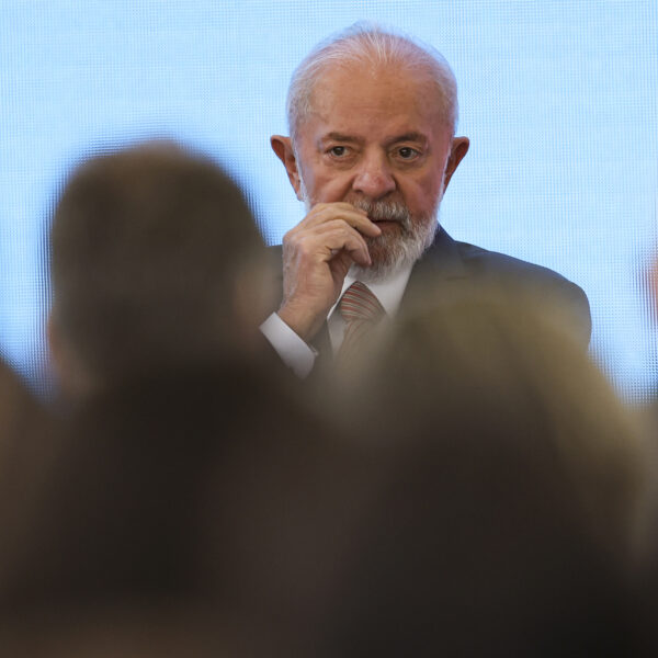 Lula defende criação de 'estatuto de bom comportamento do homem'