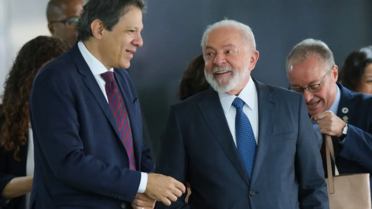 Bloqueio de verbas pelo Governo Lula deve atingir no mínimo R$ 10 bilhões