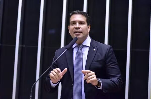 PL oficializa a candidatura de Alexandre Ramagem à Prefeitura do Rio de Janeiro