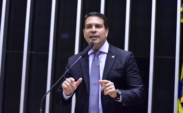 PL oficializa a candidatura de Alexandre Ramagem à Prefeitura do Rio de Janeiro