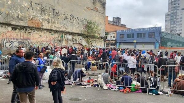 Mais de mil policiais participam de megaoperação contra o PCC na Cracolândia