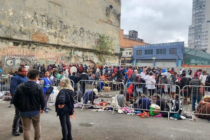 Mais de mil policiais participam de megaoperação contra o PCC na Cracolândia