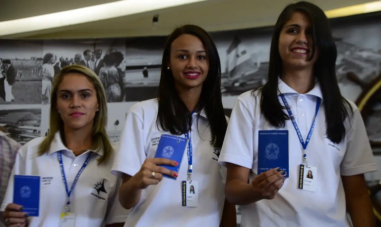 Contratação de jovens aprendizes tem o melhor resultado da história no 1° semestre