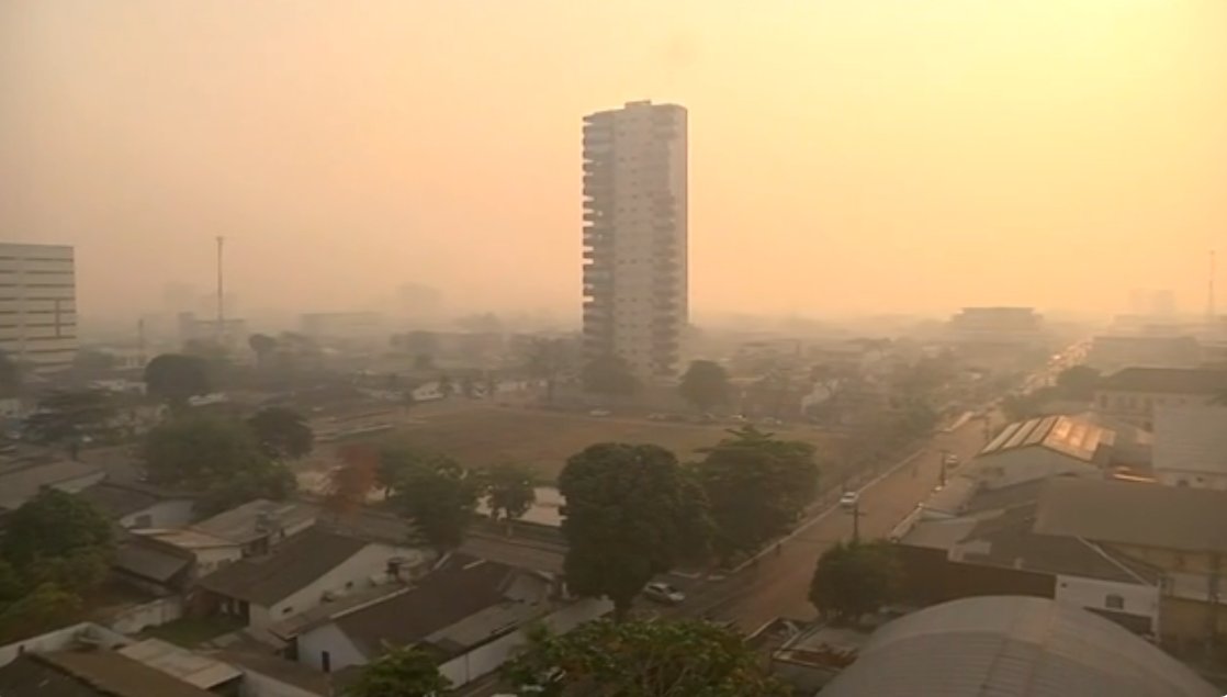 Fumaça de queimadas faz voos serem desviados e cancelados em Rondônia