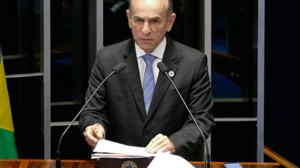 Senador Marcelo Castro, relator da PEC da Anistia