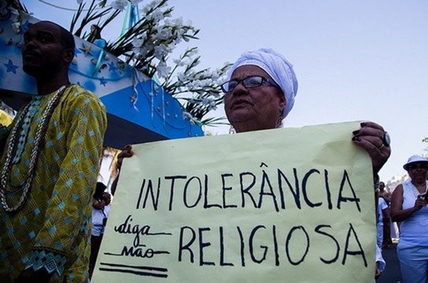 Denúncias de intolerância religiosa crescem mais de 80% no 1º semestre de 2024