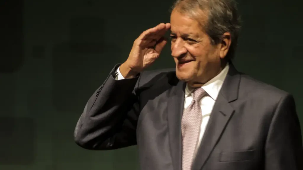 Gilmar Mendes arquiva inquérito contra Valdemar Costa Neto por suposta propina da Odebrecht