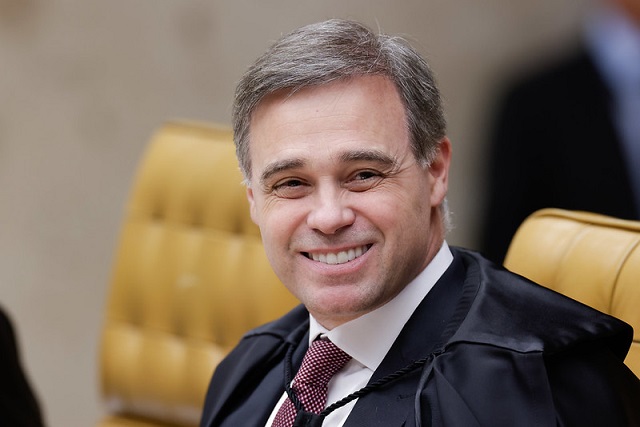 André Mendonça