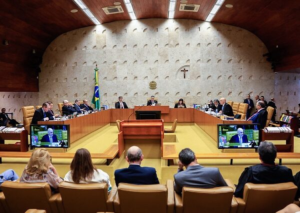 STF - Covid-19 vacinação obrigatória laqueadura vasectomia