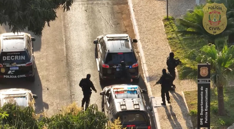 Polícia Civil do DF faz operação contra queimadas e prende suspeito de causar incêndio