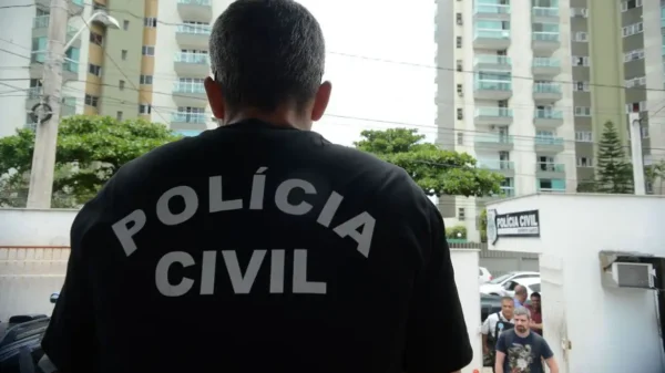 Policiais fazem operação contra roubos de cargas de cigarro no Rio de Janeiro; 6 já foram presos