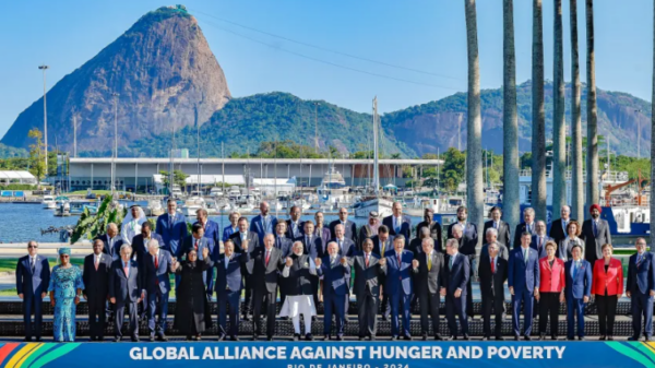 Líderes mundiais tiram “foto de família” do G20; Biden, Trudeau e Meloni ficam de fora