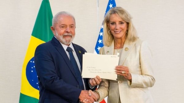 Embaixadora dos EUA no Brasil entregará cargo após vitória de Trump