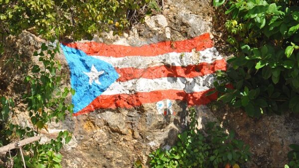 Rede elétrica de Porto Rico entra em colapso, deixando ilha às escuras