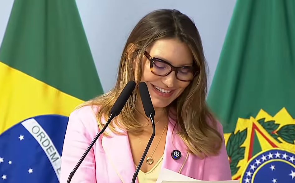 Janja diz que Planalto foi 'vítima do ódio' no 8 de Janeiro: 'Nossa resposta é a união'