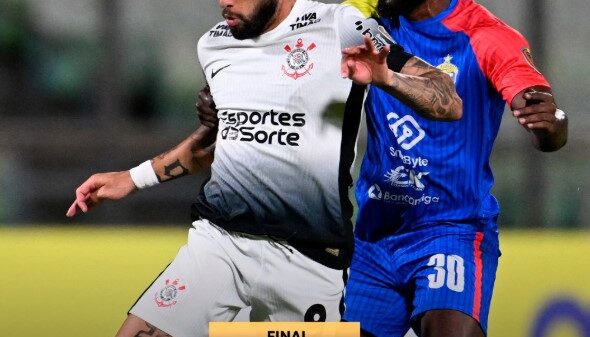 Corinthians empata com Universidad Central