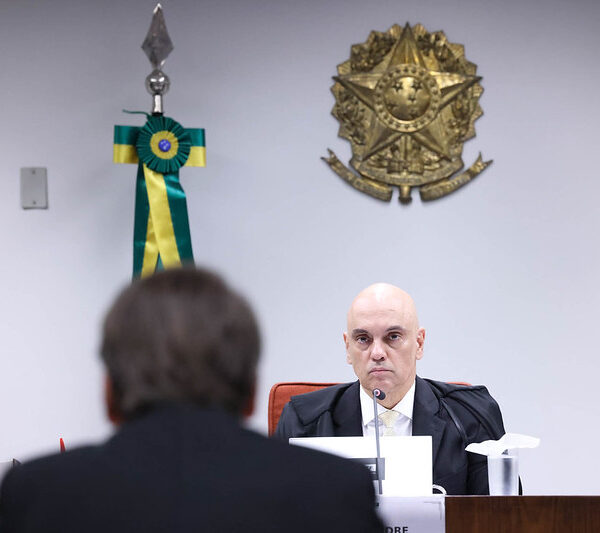 Bolsonaro e moraes