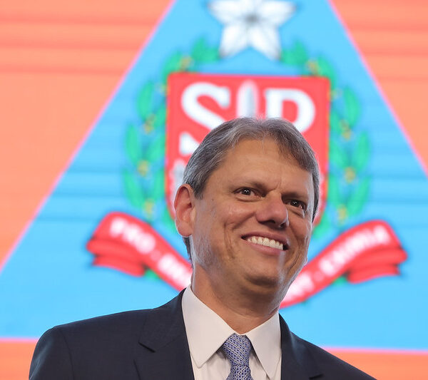 Tarcísio de Freitas