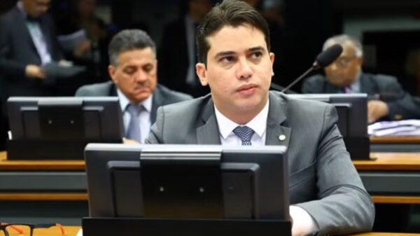 deputado Júnior Mano