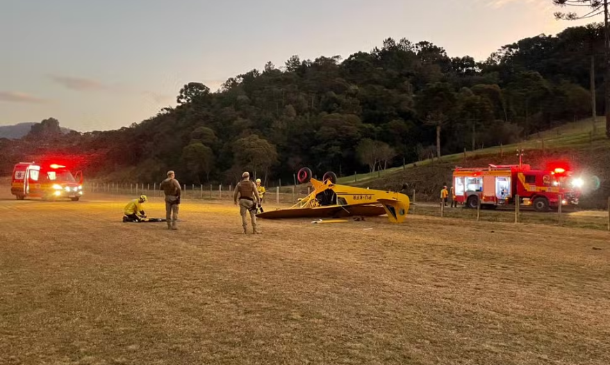 Avião de pequeno porte