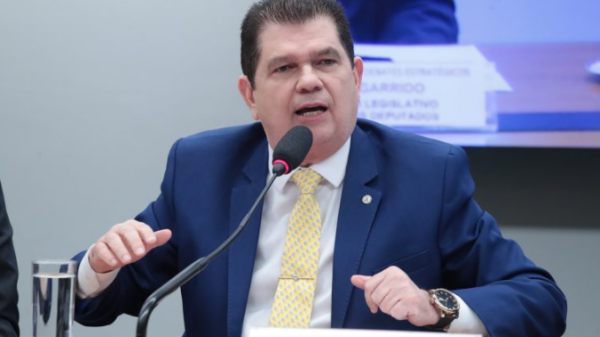 Mauro Benevides Filho