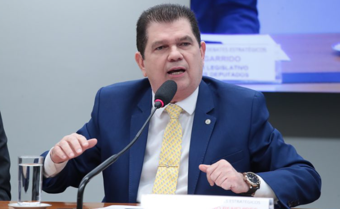 Mauro Benevides Filho