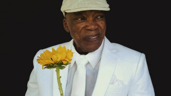 Cantor Milton Nascimento