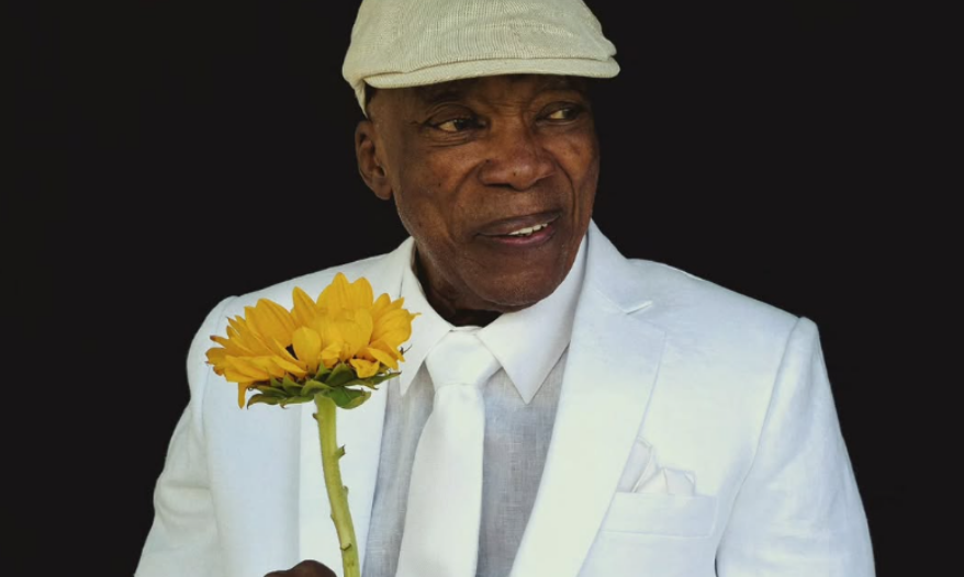 Cantor Milton Nascimento