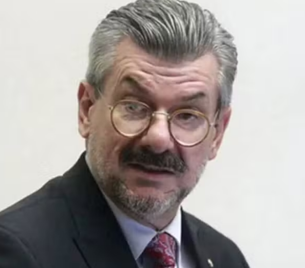 ministro Marco Buzzi