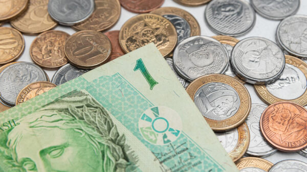 salário acima 3 mil