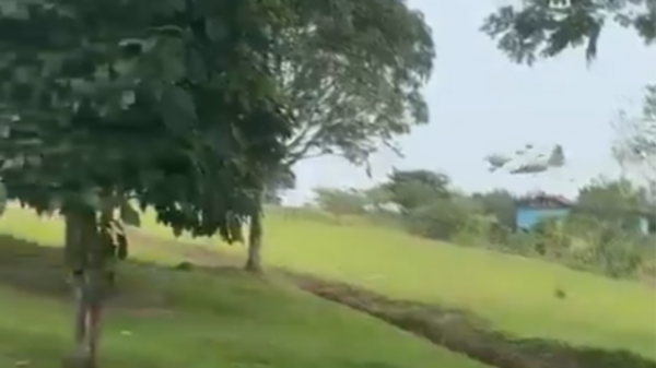 avião militar perde altitude antes de cair na Colômbia