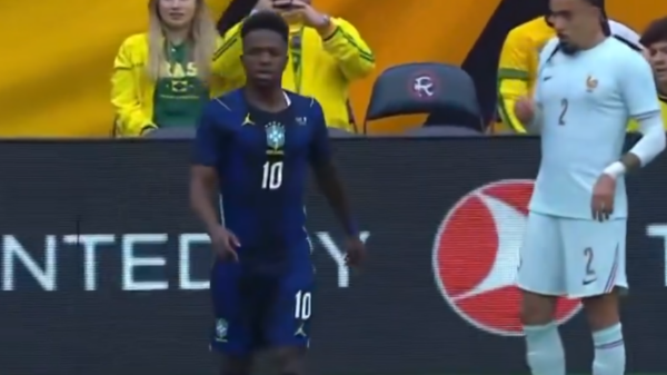 Brasil perde para França e