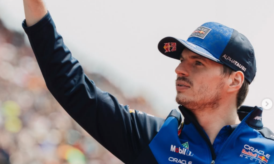 O gesto de Max Verstappen para Pierre Gasly durante disputa no GP do Japão de F1
