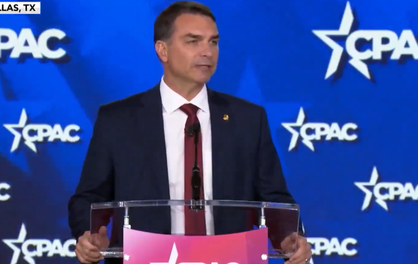 Flávio Bolsonaro discursa nos EUA e faz pedido à comunidade internacional; veja qual