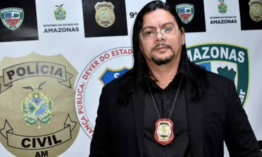 Delegado é retirado à força de carro, algemado e preso por extorsão; ASSISTA!