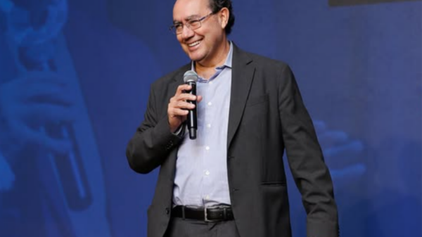 Autor best-seller Augusto Cury