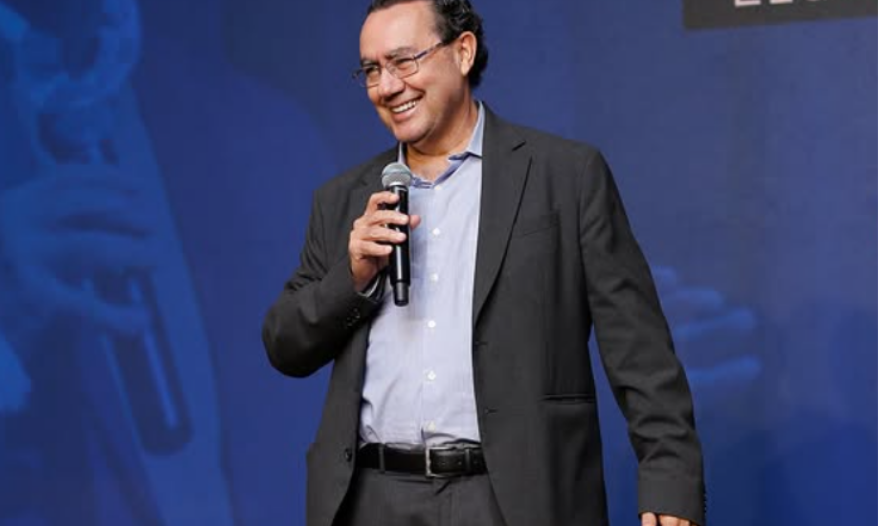 Autor best-seller Augusto Cury