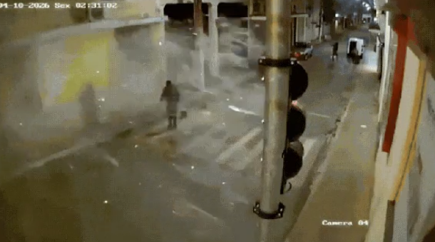 Vídeo mostra explosão em agência do Banco do Brasil durante ataque criminoso em MG